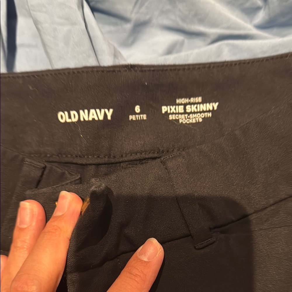 Old Navy Black High-Rise Pixie Pants